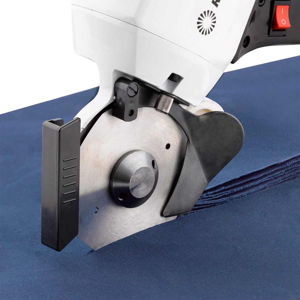 Reliable 1500FR cloth cutter in use on fabric