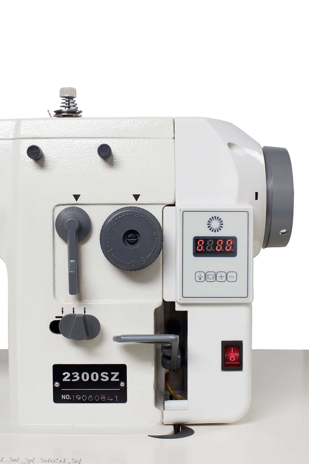 Reliable 2300SZ direct-drive controls and stitch adjustments