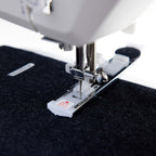 HUSQVARNA® VIKING® ONYX™ 25 Sewing Machine — official product image 8