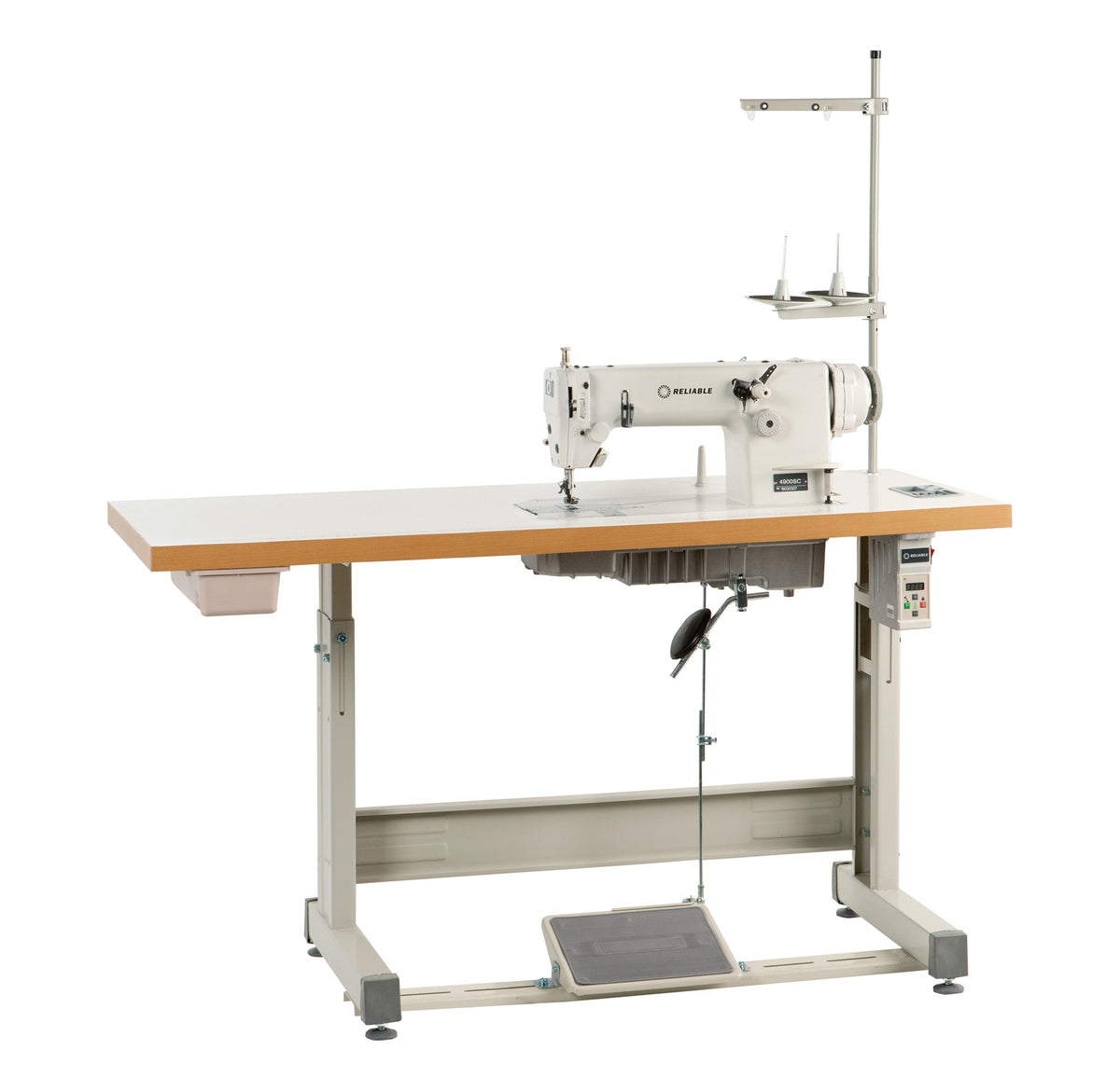 Reliable 4900SC chainstitch machine with extra-large table