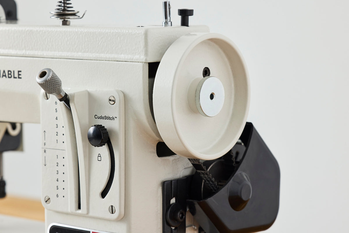 CudaStitch reverse control and handwheel on Barracuda Fit 500BW