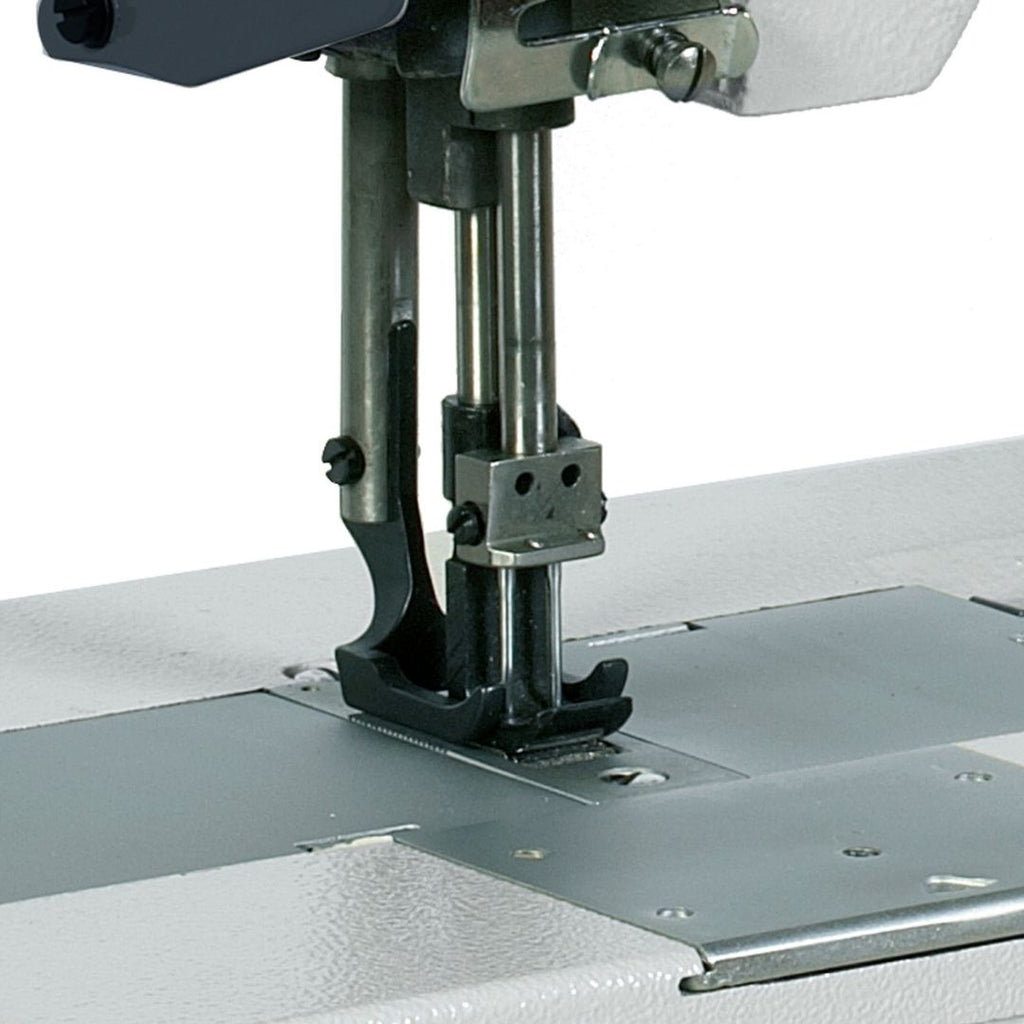 Reliable 5400TW machine controls and reverse lever