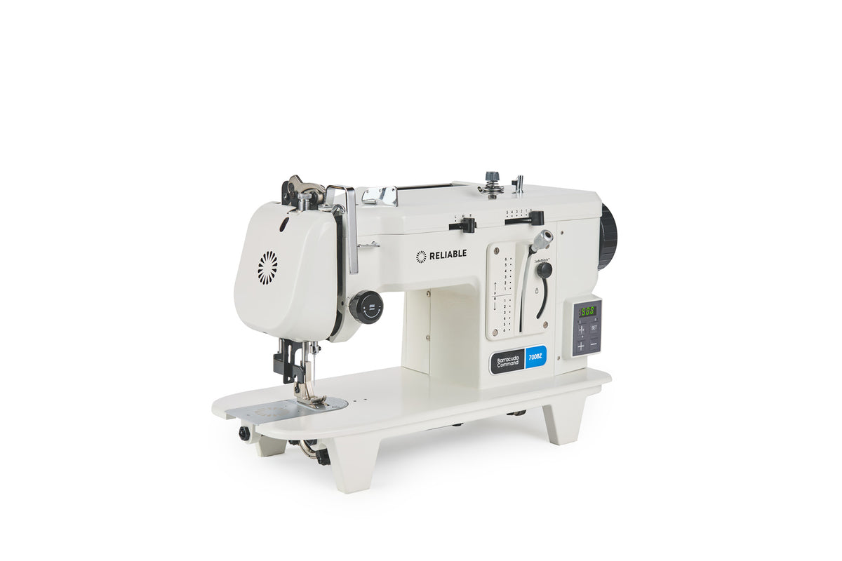 Barracuda Command 700BZ with carry handle lowered
