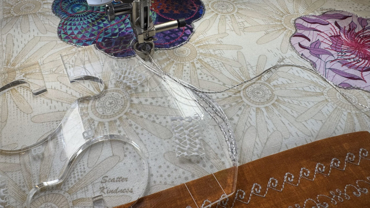 Westalee Design Spin-e-Fex Feather 3-4 Template