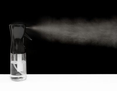 Nifty Notions Continuous Mist Spray Bottles — Black & White, Set of 6 — product view 2