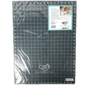 Quilters Select 18 by 24 inch dual-sided cutting mat