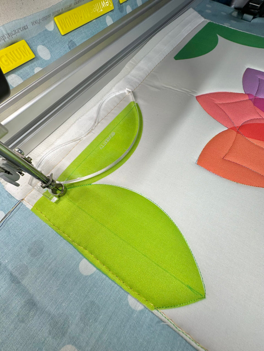 SARIDITTY Quilt Keeper