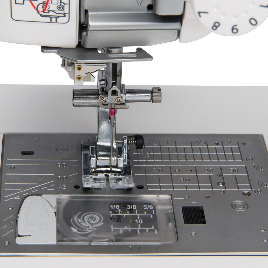 Elna Elnita EF72 needle plate and presser foot area