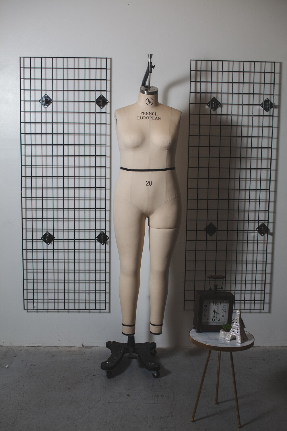 French European Plus Size Full Body Form