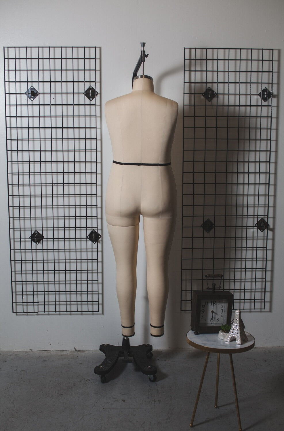 French European Plus Size Full Body Form, view 3