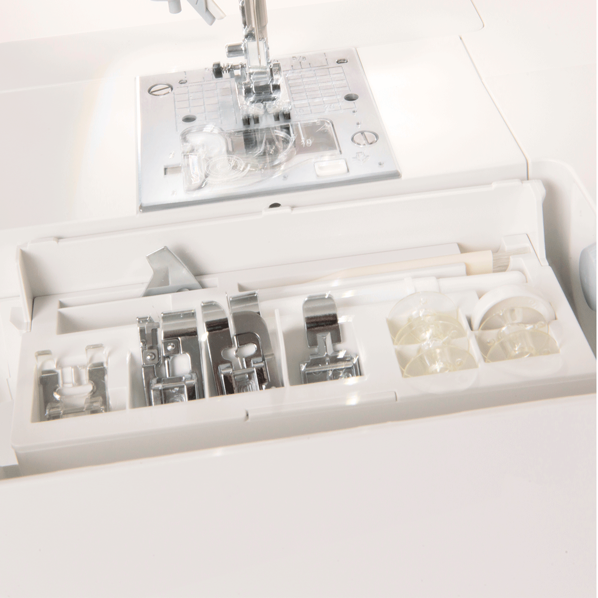 JUKI HZL-F300 f3001 detail
