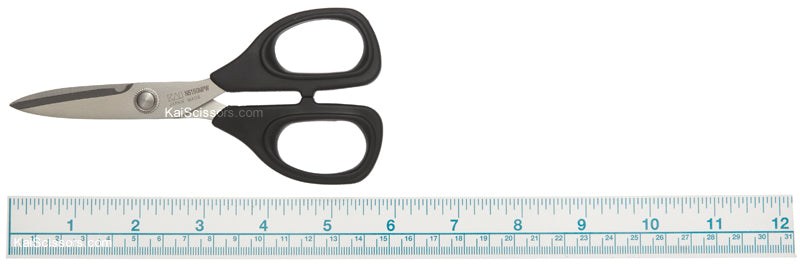KAI N5150 6-Inch Rag Quilt Scissors — product view
