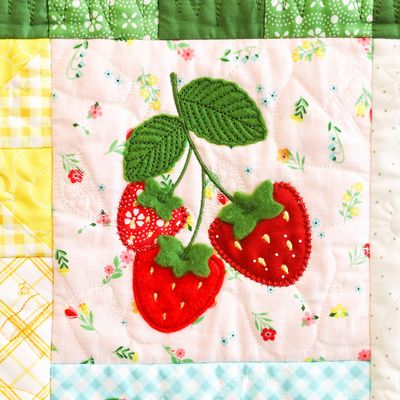 Sippin'' on Sunshine Feature Quilt — detail 3
