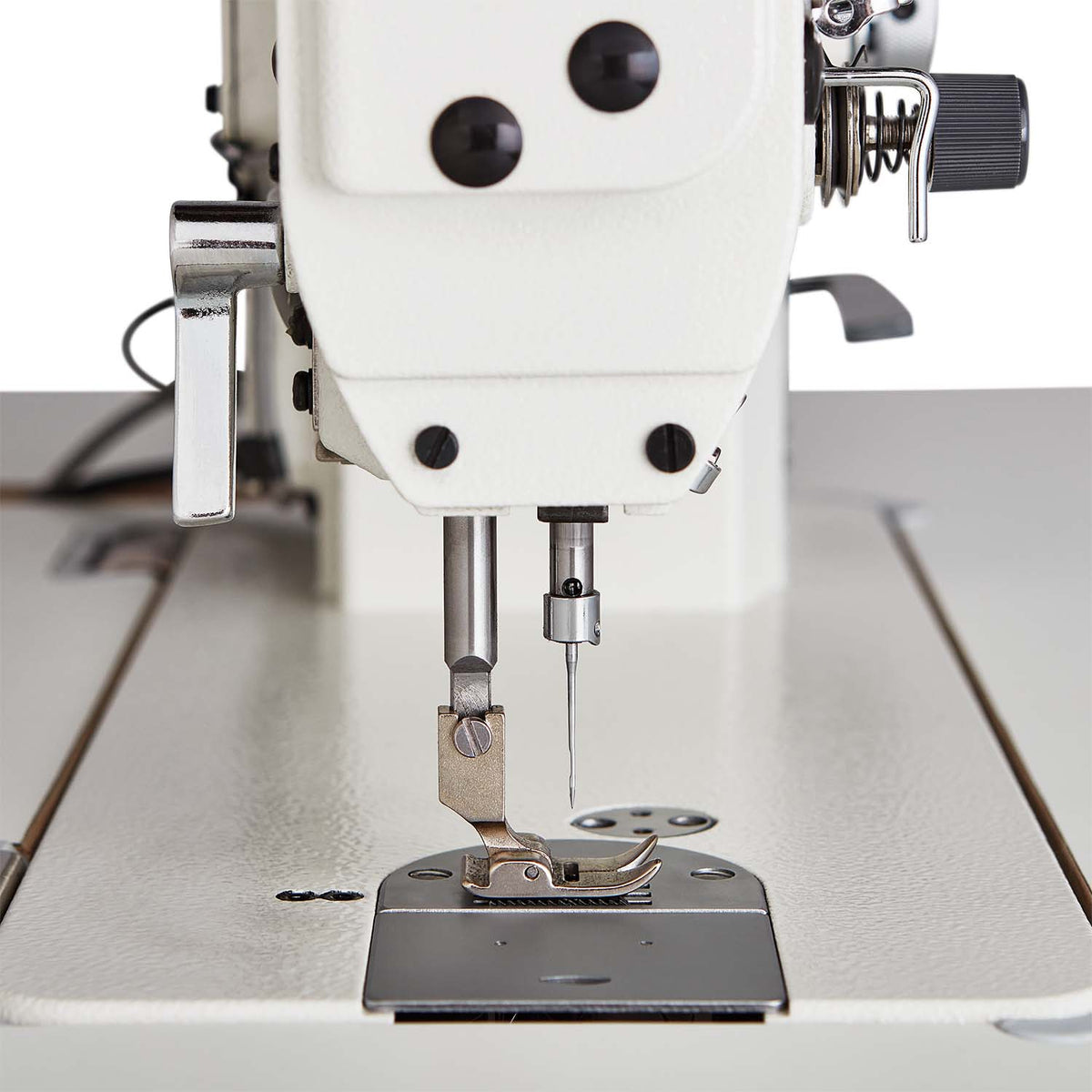 Reliable 2500SZ needle and presser foot assembly