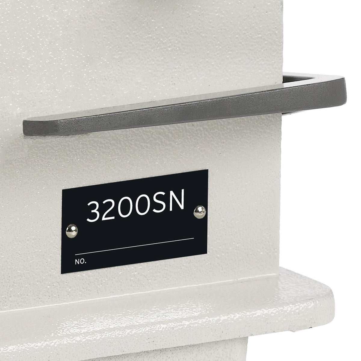 Reliable 3200SN reverse lever and needle-feed sewing head detail