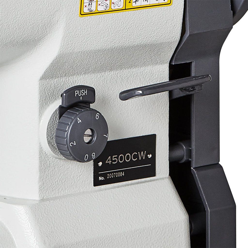 Reliable 4500CW stitch-length dial and reverse lever