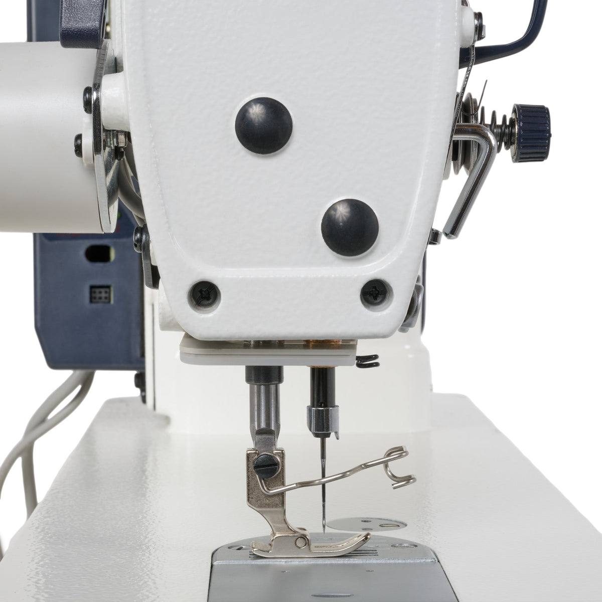 Reliable 5525SD presser foot and needle area