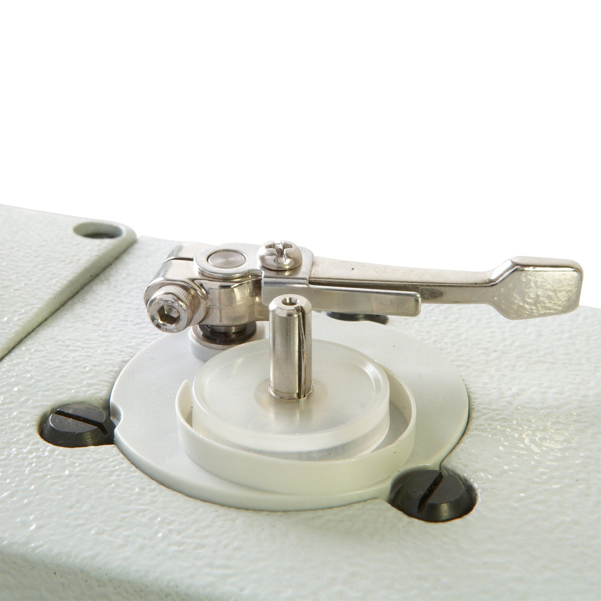 Reliable 5600SW built-in bobbin winder
