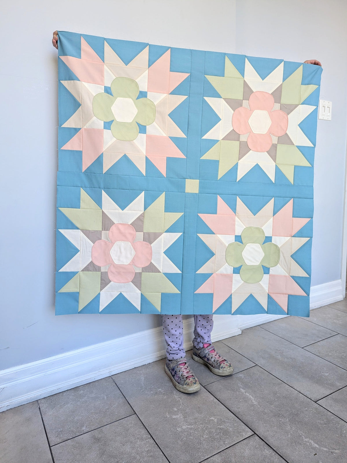 Seams Sew Me Friendship Blooms quilt design example 4