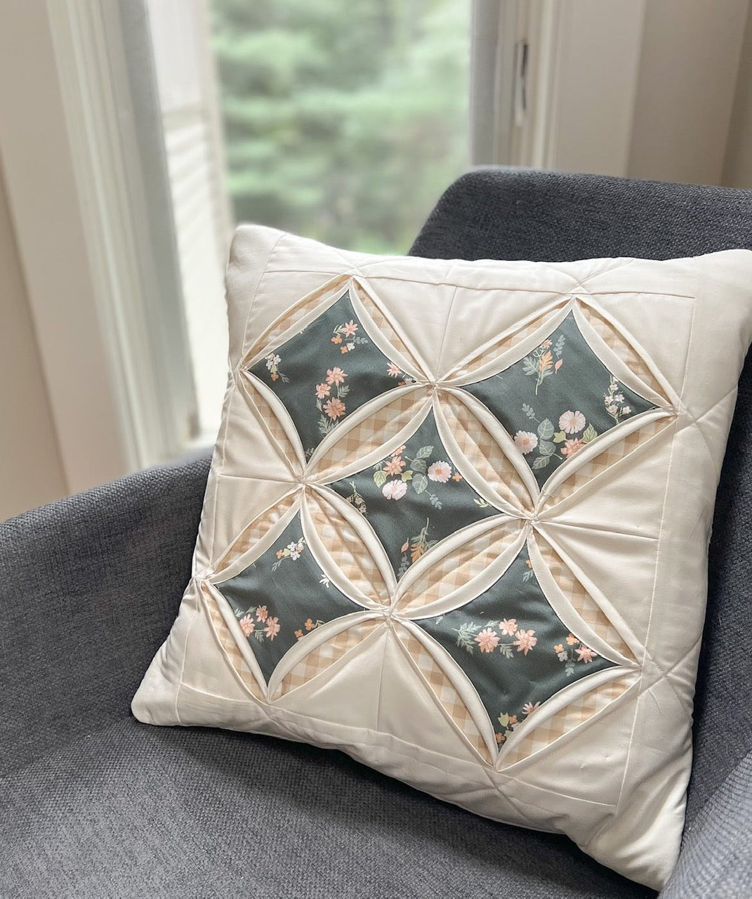 Seams Sew Me Riverglen finished project, view 15