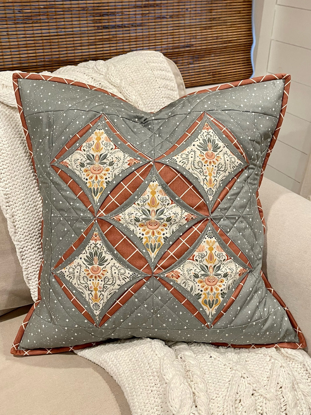 Seams Sew Me Riverglen finished project, view 4