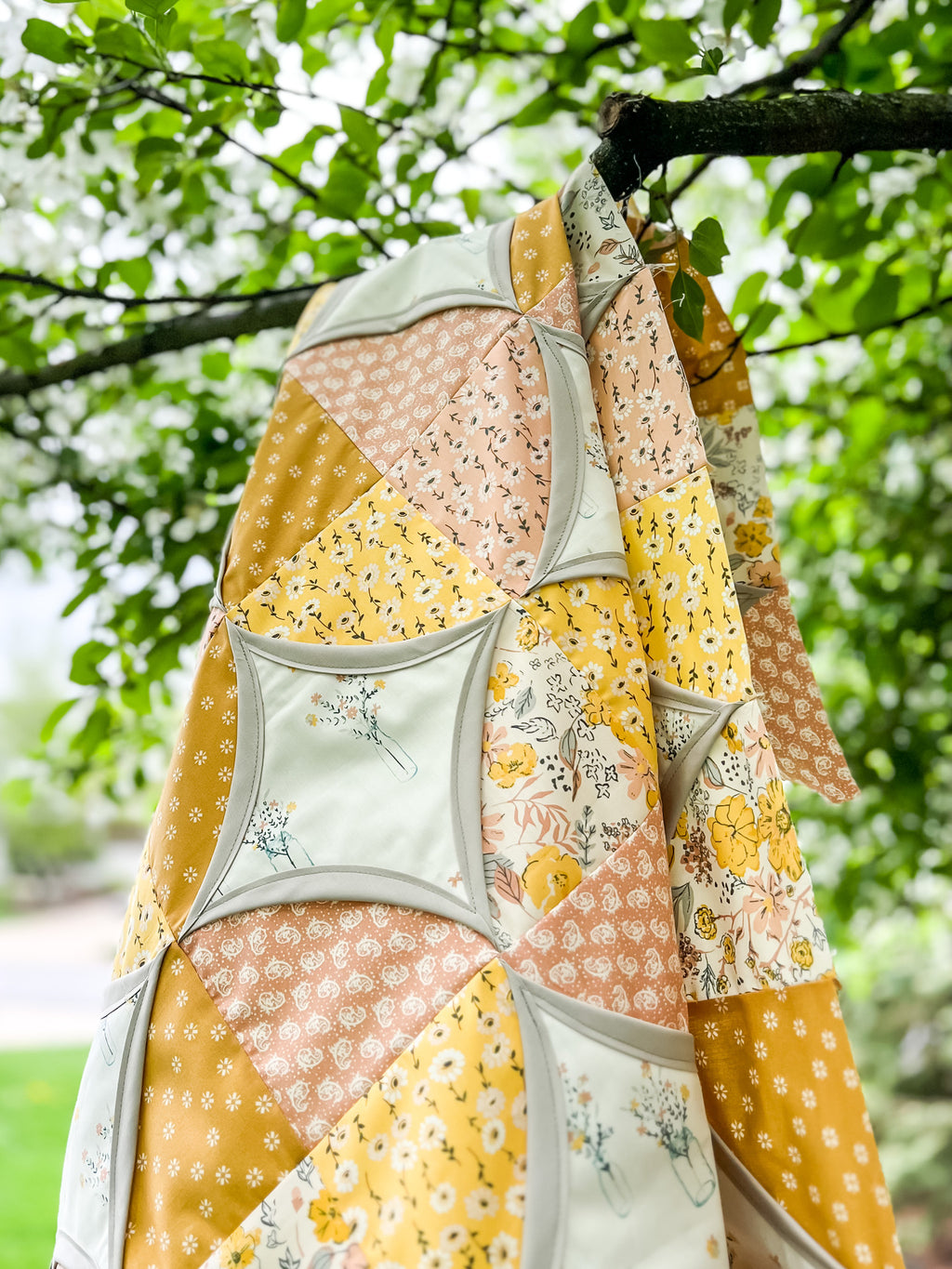 Seams Sew Me Winsome Windows finished project, view 10