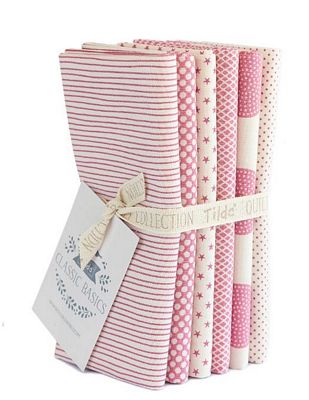 Tilda Classic Basics Pink Fat Quarter Bundle – 6 Fabrics fabric bundle