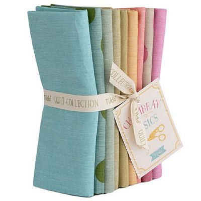 Tilda Seasonal Chambray Spring Pastels Fat Quarter Bundle – 9 Fabrics fabric bundle